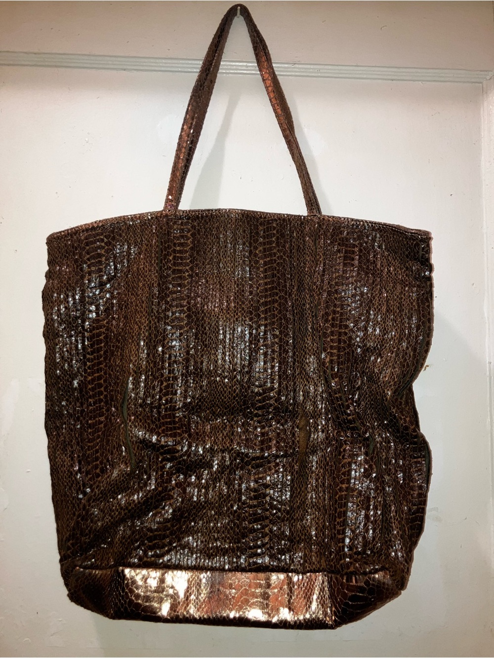 SR Squared Large vintage Brown Faux-Snakeskin Tote Bag - Stylish Everyday Carry